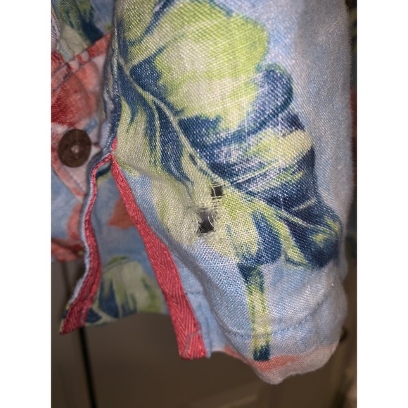 Tommy Bahama Hawaiian Button-Up Camp Shirt - Picture 5 of 7